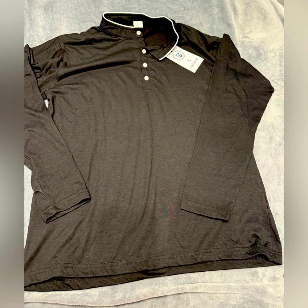 Men’s Mandarin collar shirt. New with tags